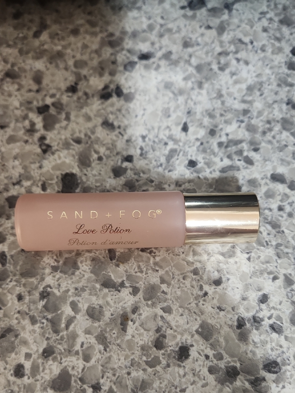 sand + fog  Love Potion larve roller